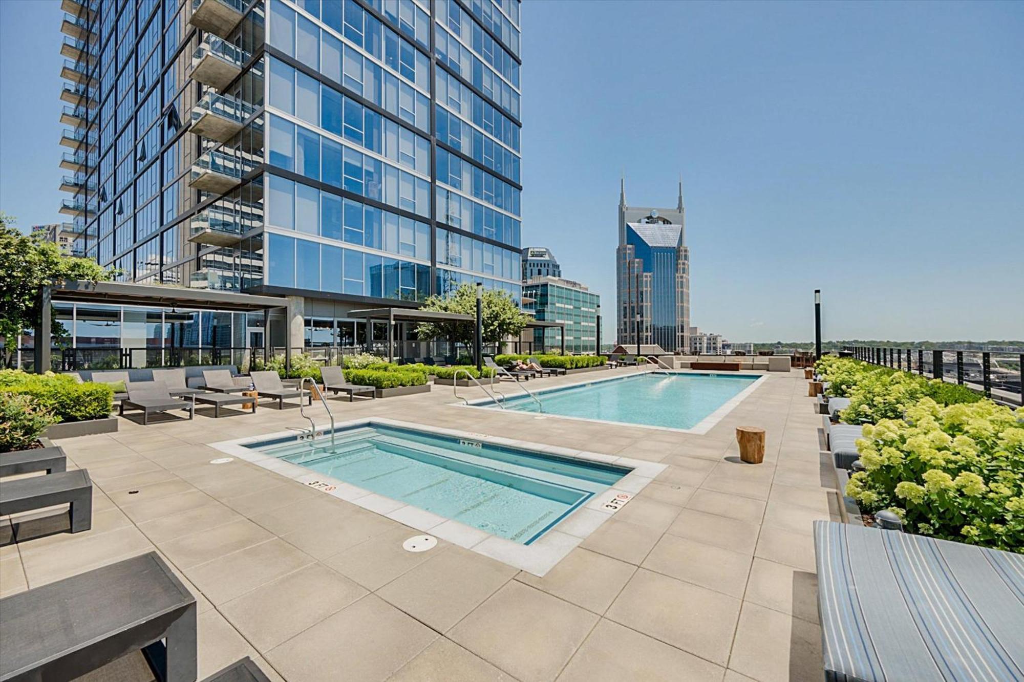 Global Luxury Suites Nashville Downtown Екстериор снимка