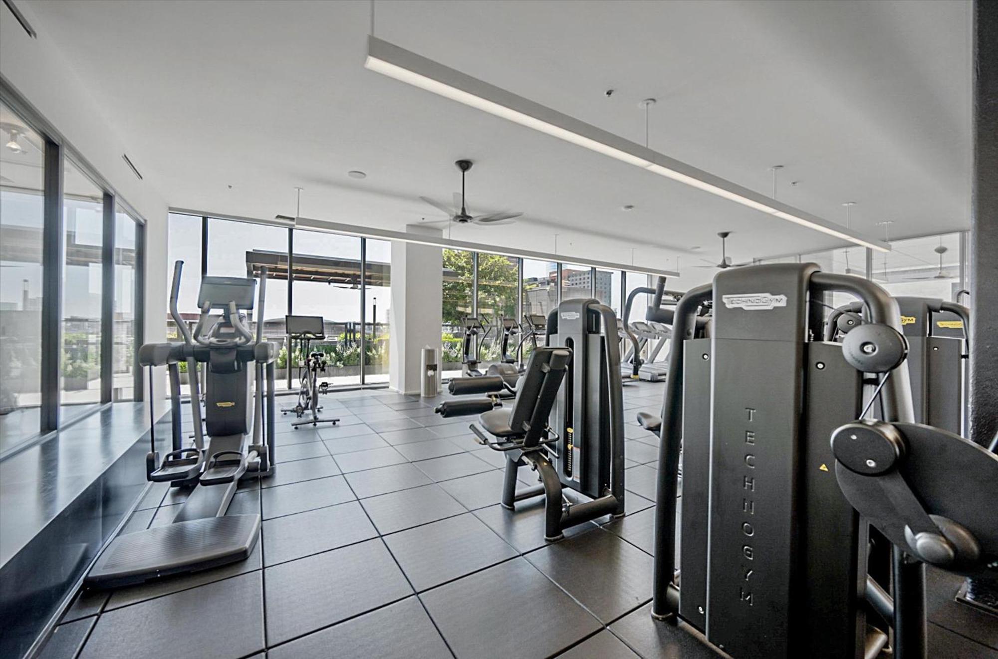 Global Luxury Suites Nashville Downtown Екстериор снимка
